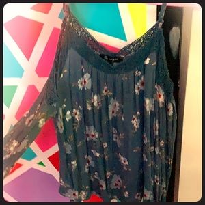 Cute off the shoulder flower flow top